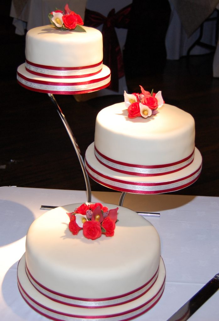 Top hơn 53 về mẫu bánh cưới 2 tầng mới nhất - Du học Akina